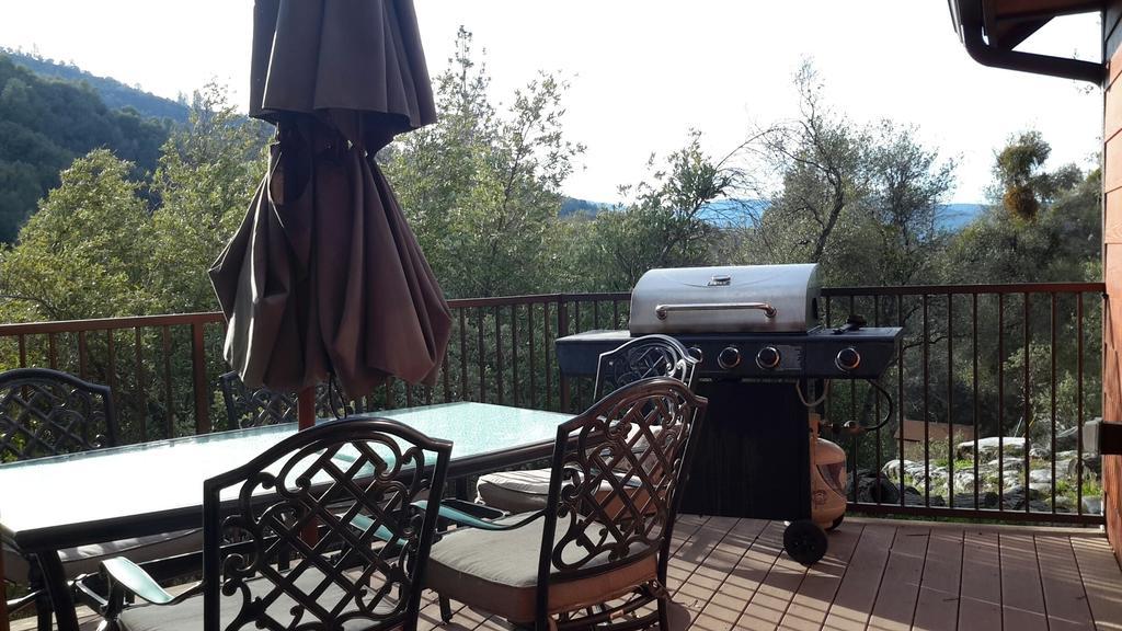 Riverfront Property With Waterfalls Near Yosemite And Bass Lake Oakhurst Værelse billede