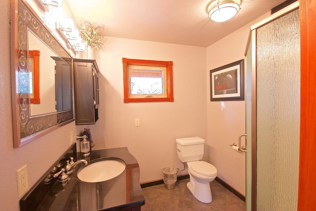 Riverfront Property With Waterfalls Near Yosemite And Bass Lake Oakhurst Værelse billede